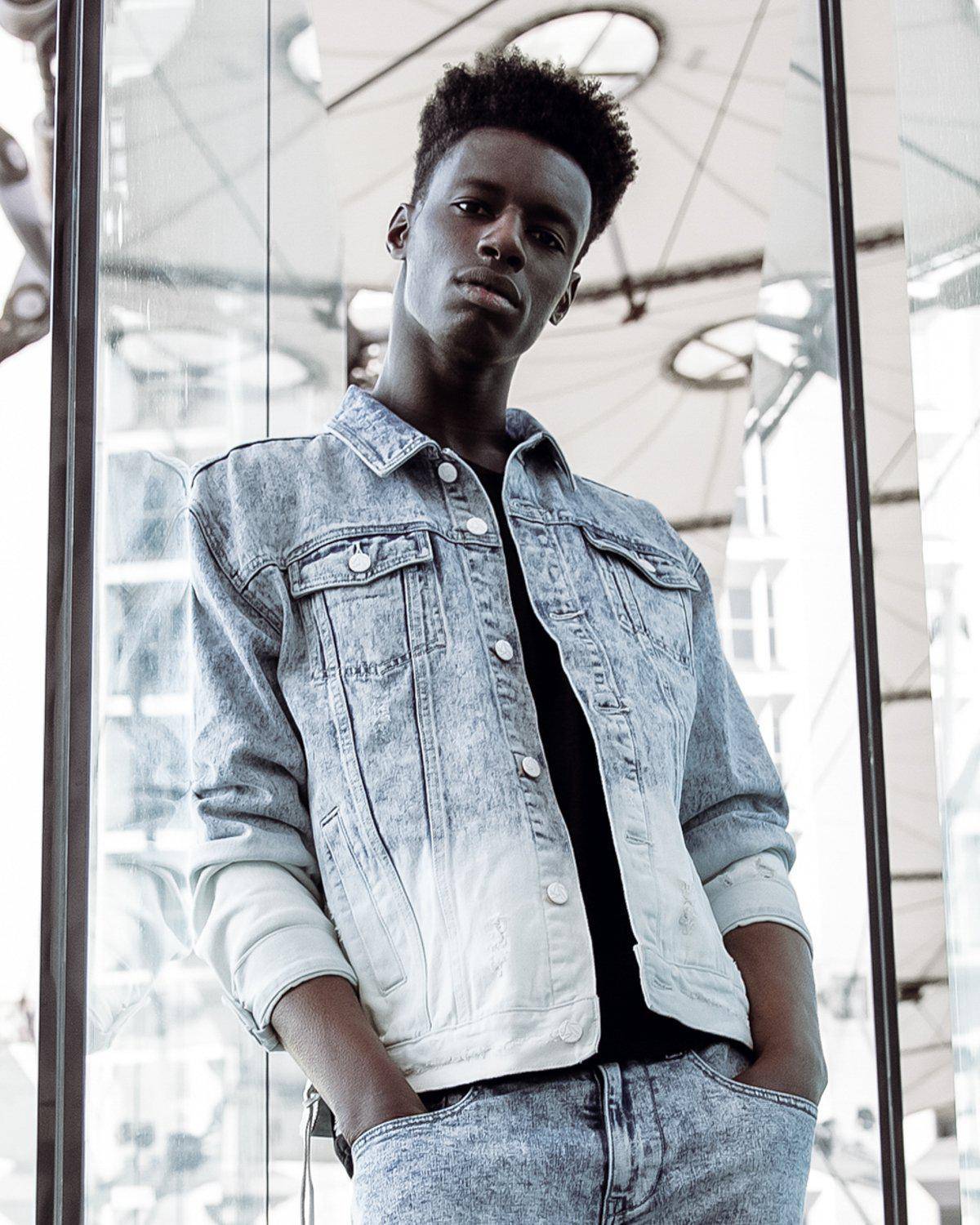 Men's Denim Trucker Jacket with Ombre Bleaching - Konus Brand